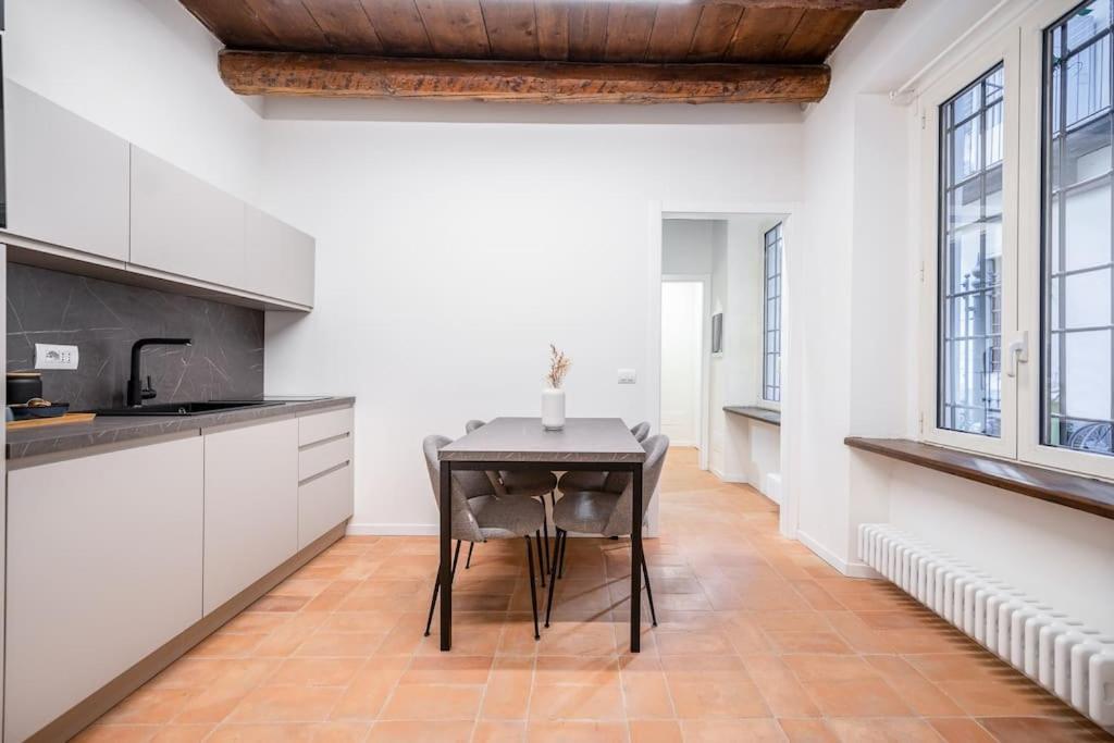 Residenza Mercanti - City Center - Lovely Maison Турин Екстер'єр фото