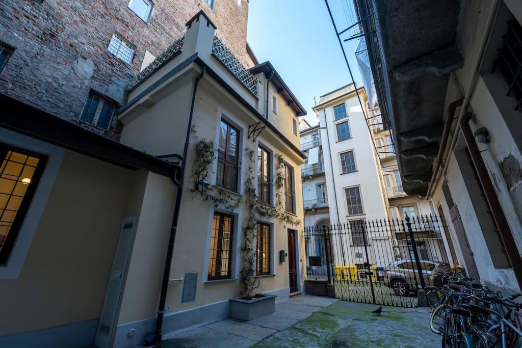 Residenza Mercanti - City Center - Lovely Maison Турин Екстер'єр фото